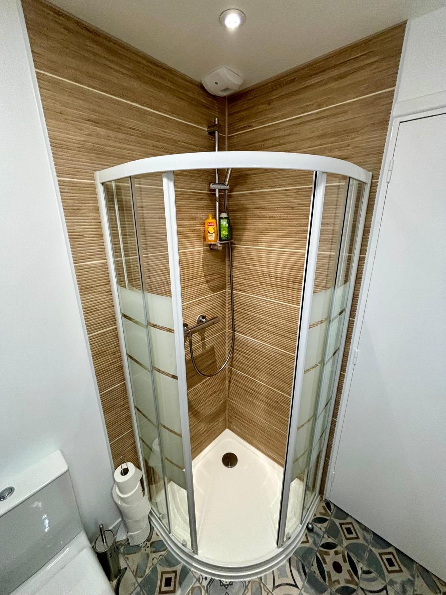 Centre - Gare Apartment *